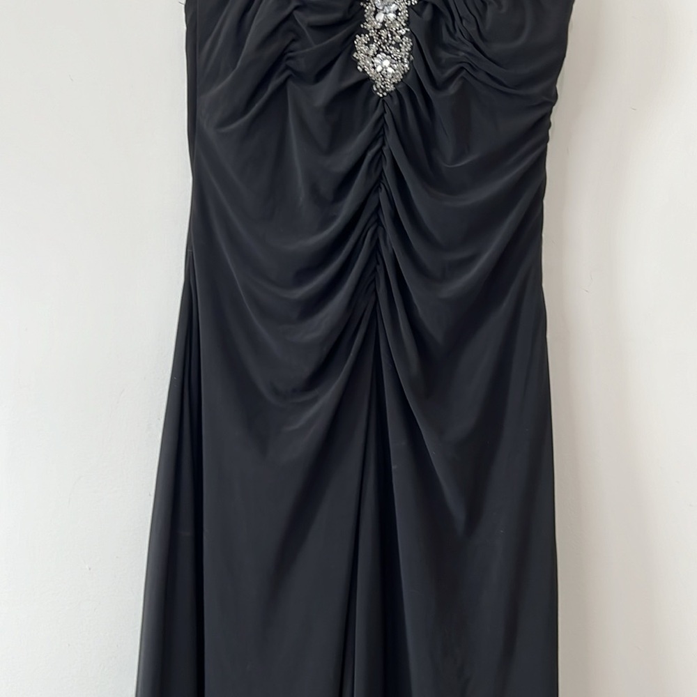NV Couture gown - Picture 4 of 11